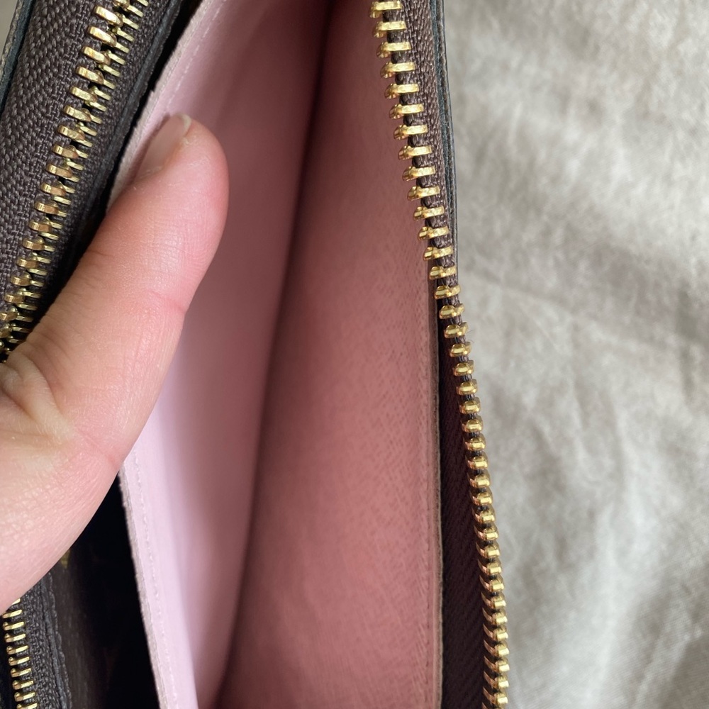 Louis Vuitton Clemence wallet in Rose Ballerine authentic - Picture 7 of 16